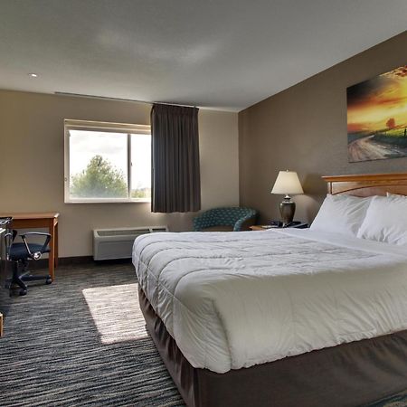Everspring Inn & Suites Oskaloosa  Kültér fotó