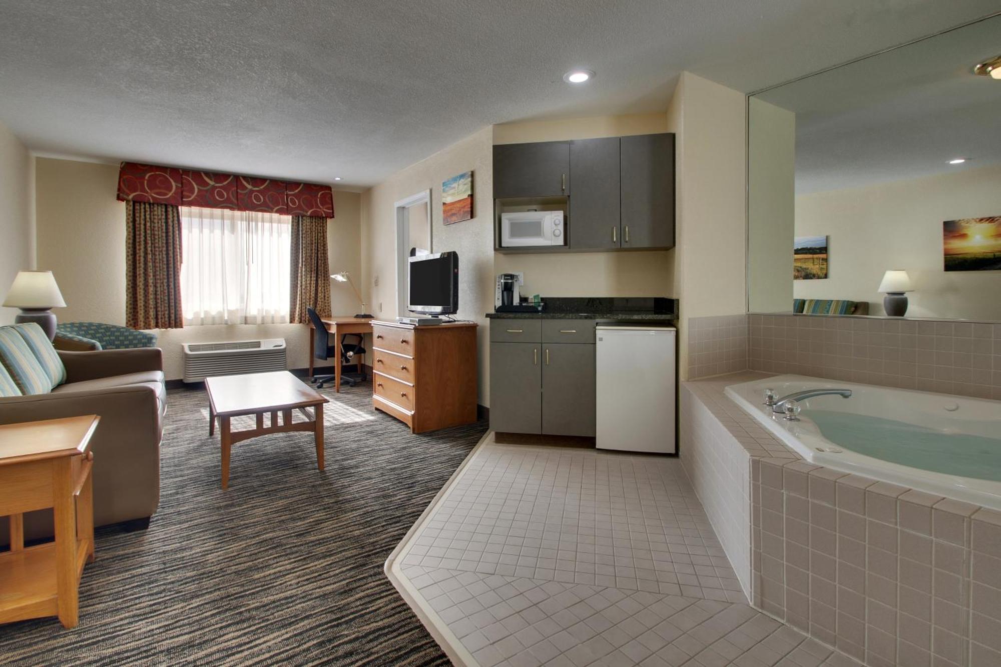 Everspring Inn & Suites Oskaloosa  Kültér fotó