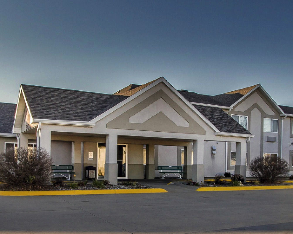 Everspring Inn & Suites Oskaloosa  Kültér fotó