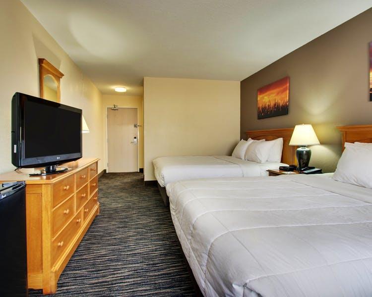 Everspring Inn & Suites Oskaloosa  Kültér fotó