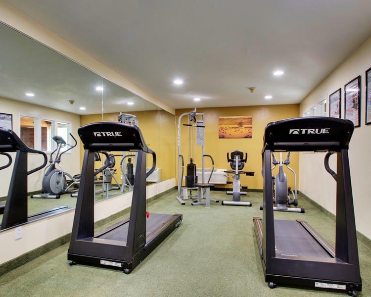 Everspring Inn & Suites Oskaloosa  Kültér fotó