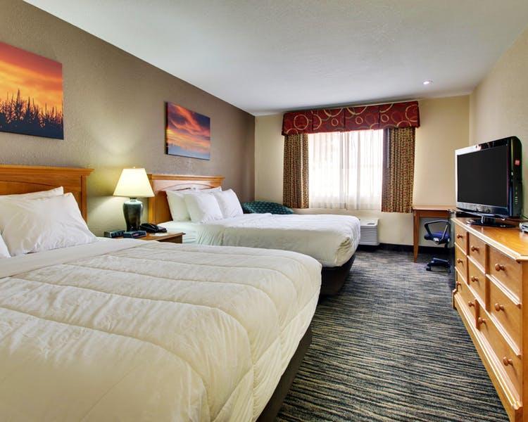 Everspring Inn & Suites Oskaloosa  Kültér fotó