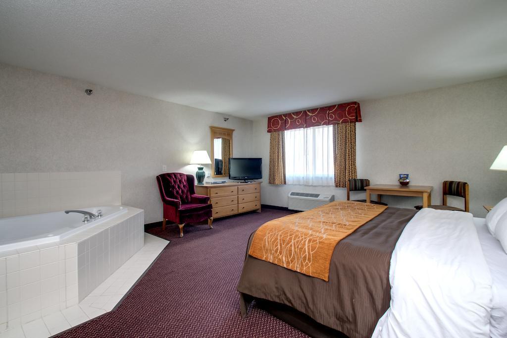 Everspring Inn & Suites Oskaloosa  Kültér fotó